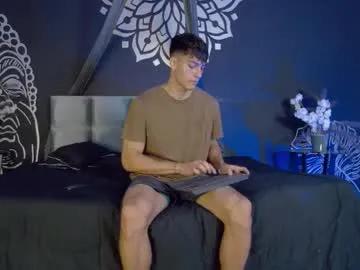 alessiovitale from Chaturbate is Freechat