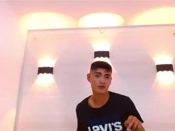 alexander_gonzalez from Chaturbate is Freechat