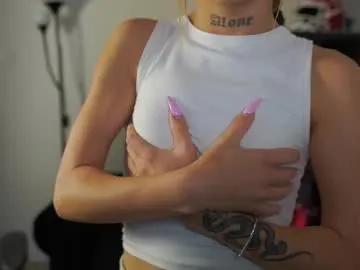 alexxisky from Chaturbate is Freechat