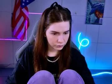 aliceinredsquare_ from Chaturbate is Freechat
