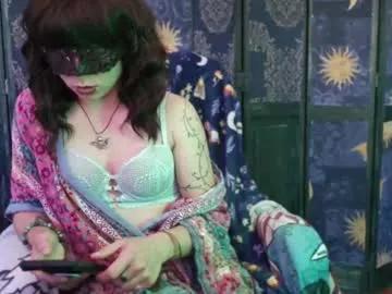 Alliebells1 from Chaturbate