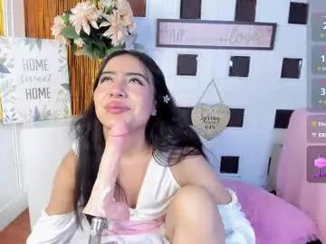 aniie_west from Chaturbate