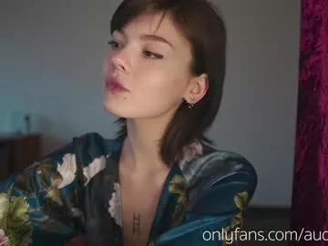 auddicted from Chaturbate