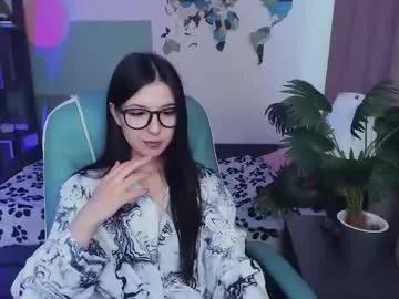 Azaliya_haze from Chaturbate