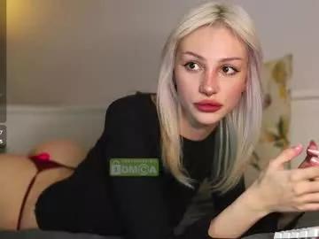 babeholly from Chaturbate
