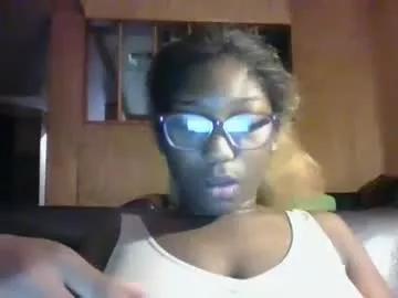 babymini092 from Chaturbate