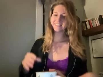 babyvanessaeve from Chaturbate
