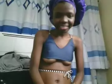 baddie_floxxy on Chaturbate 