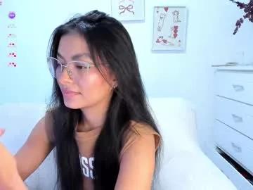 barbie_brunette3 from Chaturbate