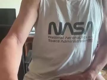 beewell from Chaturbate
