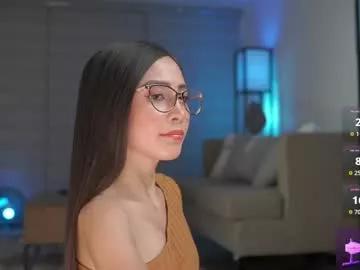 belle_adrienne model from Chaturbate