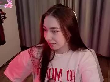 berry_muffin from Chaturbate