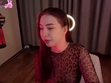 berry_muffin from Chaturbate