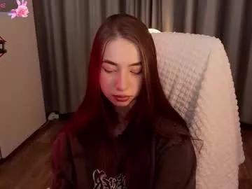 berry_muffin from Chaturbate