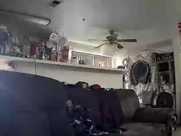 biggerisbetter21 from Chaturbate