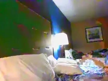 bonnie2clyde357 from Chaturbate