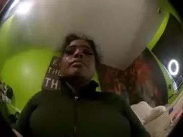 bossybella from Chaturbate