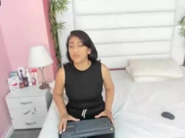 bright_milf from Chaturbate