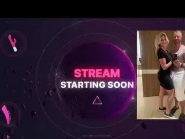 Bunnieandclyde13 from Chaturbate
