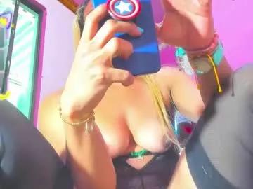 bunnygirl98 from Chaturbate