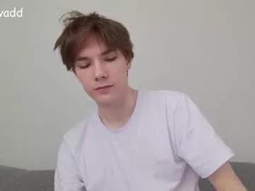 callmenineoneseven from Chaturbate