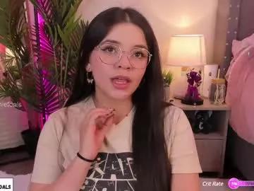 cammiefoalss from Chaturbate