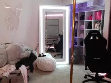 ccinnamon from Chaturbate