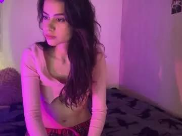 charming_melody model from Chaturbate