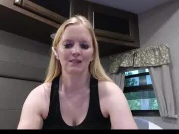 chillyadventures from Chaturbate is Freechat