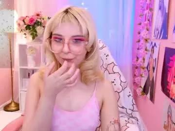 coconut_mia from Chaturbate