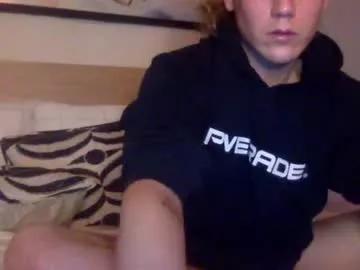 collegeroommates03 from Chaturbate