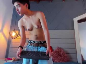 cristiann_suarez from Chaturbate is Freechat