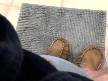 cutcockguy1975 from Chaturbate