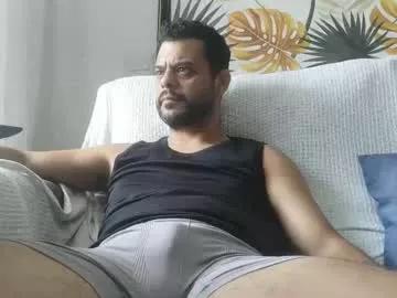 danado_da_praia from Chaturbate