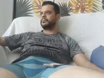 danado_da_praia from Chaturbate