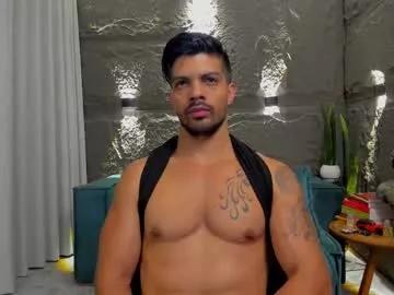 dann_saenz from Chaturbate