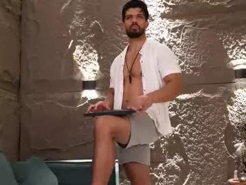 dann_saenz from Chaturbate
