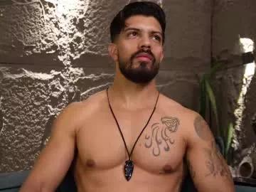 dann_saenz from Chaturbate