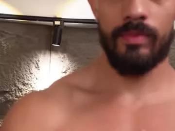 dann_saenz from Chaturbate