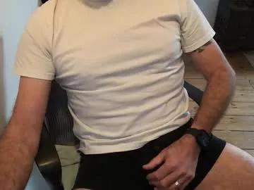 dannybuoy2 from Chaturbate