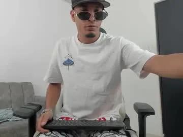 dave_skinnycum420 from Chaturbate is Freechat