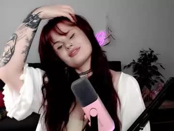 dellacrush_ from Chaturbate