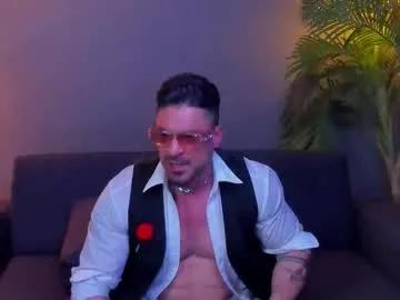 Dennis_cox_ from Chaturbate