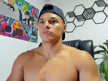 derry_adams1237 from Chaturbate
