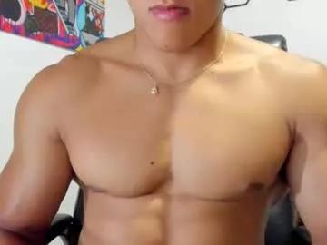 derry_adams1237 from Chaturbate