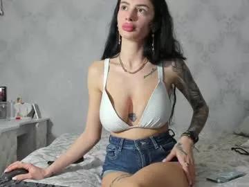 desert2blosom from Chaturbate