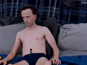 Dilldough405 from Chaturbate