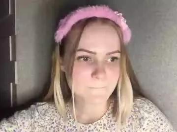 divine_hannah from Chaturbate