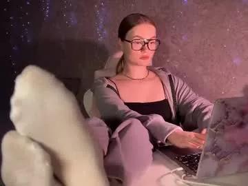divine_hannah from Chaturbate