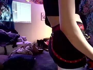 Dizzythedoggo from Chaturbate